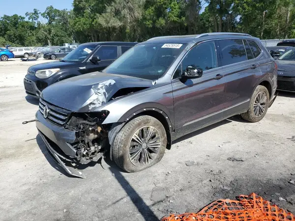 3VV3B7AX2JM016874 2018 VOLKSWAGEN TIGUAN - Image 1