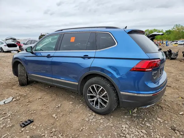 3VV3B7AX2JM020066 2018 VOLKSWAGEN TIGUAN - Image 2