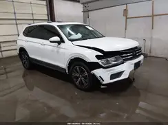 3VV3B7AX2JM039782 2018 VOLKSWAGEN TIGUAN