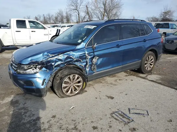 3VV3B7AX2JM057666 2018 VOLKSWAGEN TIGUAN - Image 1