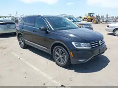 3VV3B7AX2JM058848 2018 VOLKSWAGEN TIGUAN