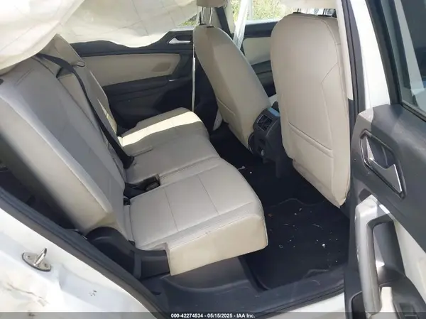 3VV3B7AX2JM060292 2018 VOLKSWAGEN TIGUAN - Image 8
