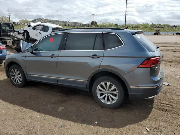 3VV3B7AX2JM082731 2018 VOLKSWAGEN TIGUAN - Image 2