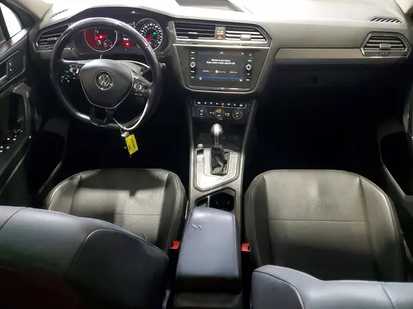 3VV3B7AX2JM083829 2018 VOLKSWAGEN TIGUAN - Image 8