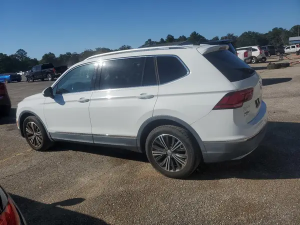 3VV3B7AX2JM087332 2018 VOLKSWAGEN TIGUAN - Image 2
