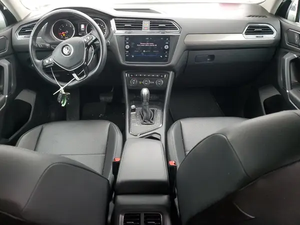 3VV3B7AX2JM092238 2018 VOLKSWAGEN TIGUAN - Image 8