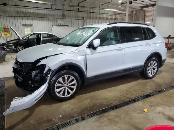 3VV3B7AX2JM094751 2018 VOLKSWAGEN TIGUAN - Image 1