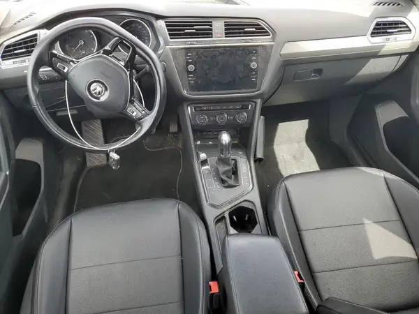 3VV3B7AX2JM106719 2018 VOLKSWAGEN TIGUAN - Image 8