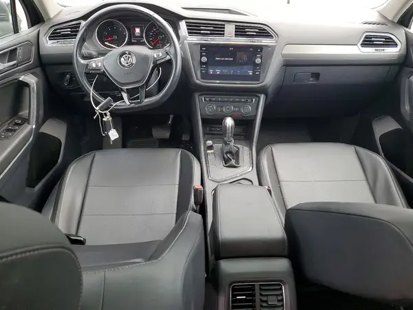 3VV3B7AX2JM119793 2018 VOLKSWAGEN TIGUAN - Image 8