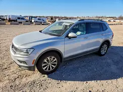 3VV3B7AX2JM149926 2018 VOLKSWAGEN TIGUAN