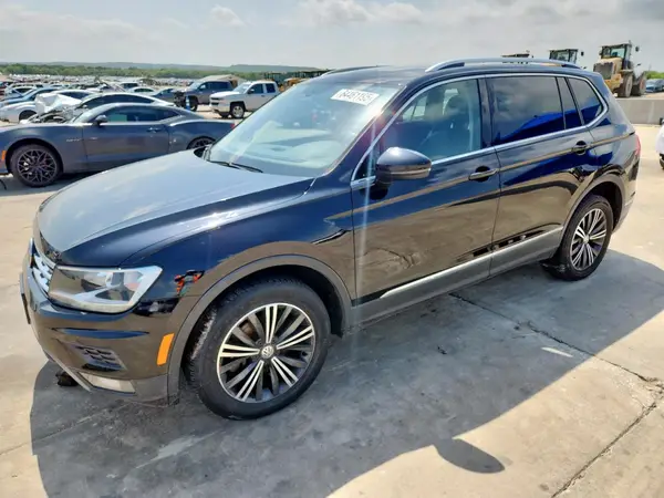 3VV3B7AX2JM159467 2018 VOLKSWAGEN TIGUAN - Image 1