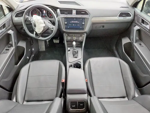 3VV3B7AX2JM182490 2018 VOLKSWAGEN TIGUAN - Image 8
