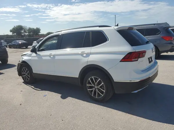 3VV3B7AX2JM192842 2018 VOLKSWAGEN TIGUAN - Image 2