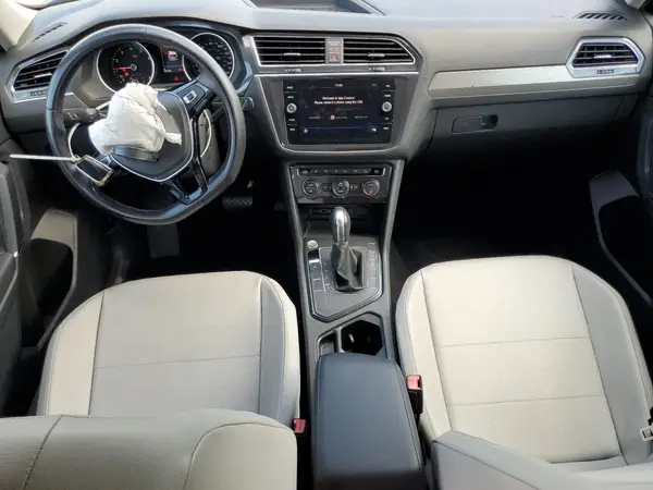 3VV3B7AX2JM211048 2018 VOLKSWAGEN TIGUAN - Image 8