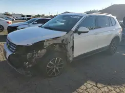 3VV3B7AX2JM214581 2018 VOLKSWAGEN TIGUAN