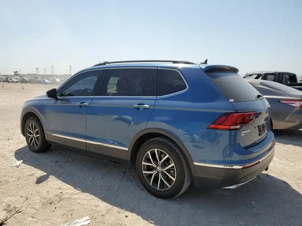 3VV3B7AX2JM219781 2018 VOLKSWAGEN TIGUAN - Image 2