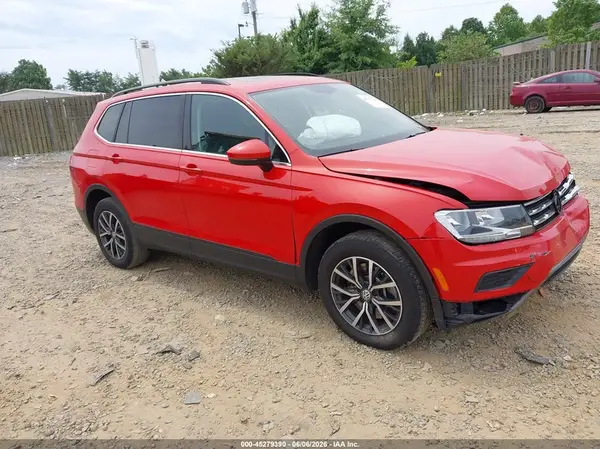 3VV3B7AX2KM060844 2019 VOLKSWAGEN TIGUAN - Image 1