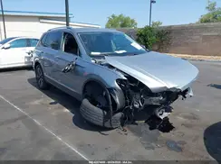 3VV3B7AX2KM118001 2019 VOLKSWAGEN TIGUAN