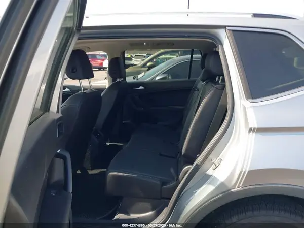 3VV3B7AX2KM118001 2019 VOLKSWAGEN TIGUAN - Image 8