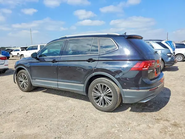 3VV3B7AX2KM141083 2019 VOLKSWAGEN TIGUAN - Image 2