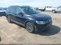 3VV3B7AX2KM147806 2019 VOLKSWAGEN TIGUAN
