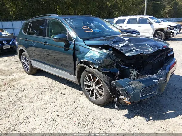 3VV3B7AX2KM157803 2019 VOLKSWAGEN TIGUAN - Image 1