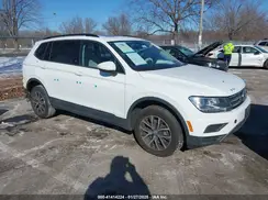 3VV3B7AX2KM160720 2019 VOLKSWAGEN TIGUAN