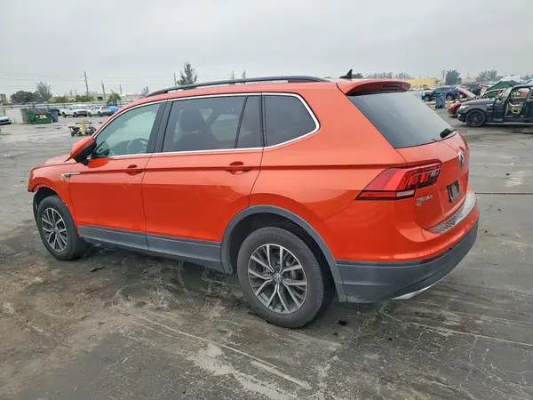 3VV3B7AX2KM174388 2019 VOLKSWAGEN TIGUAN - Image 2