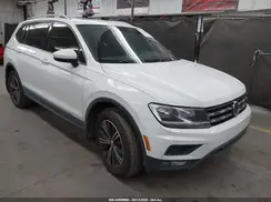 3VV3B7AX2KM197878 2019 VOLKSWAGEN TIGUAN