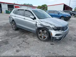 3VV3B7AX2LM017512 2020 VOLKSWAGEN TIGUAN