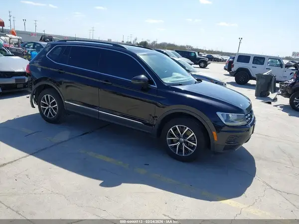 3VV3B7AX2LM061655 2020 VOLKSWAGEN TIGUAN - Image 1