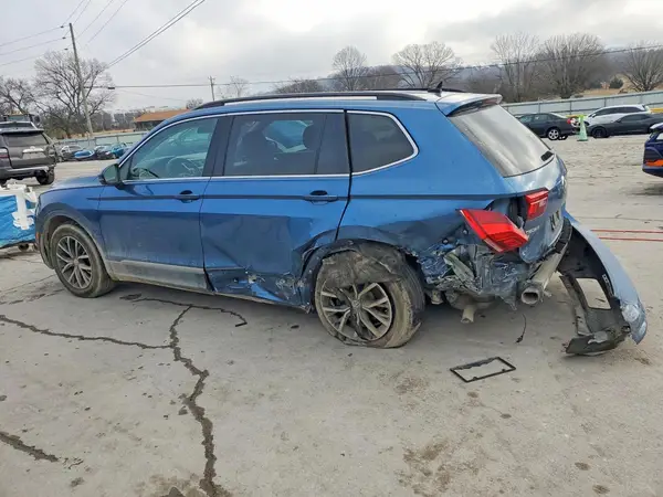 3VV3B7AX2LM064670 2020 VOLKSWAGEN TIGUAN - Image 2