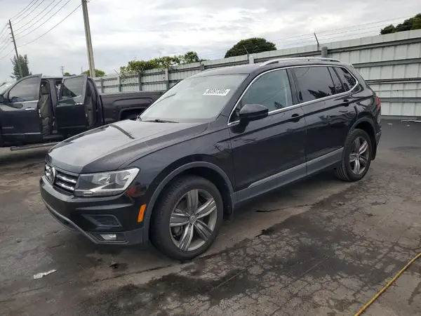 3VV3B7AX2LM068993 2020 VOLKSWAGEN TIGUAN - Image 1