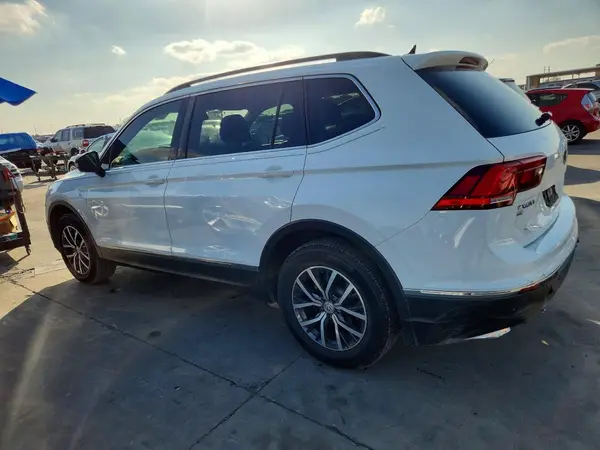 3VV3B7AX2LM089410 2020 VOLKSWAGEN TIGUAN - Image 2