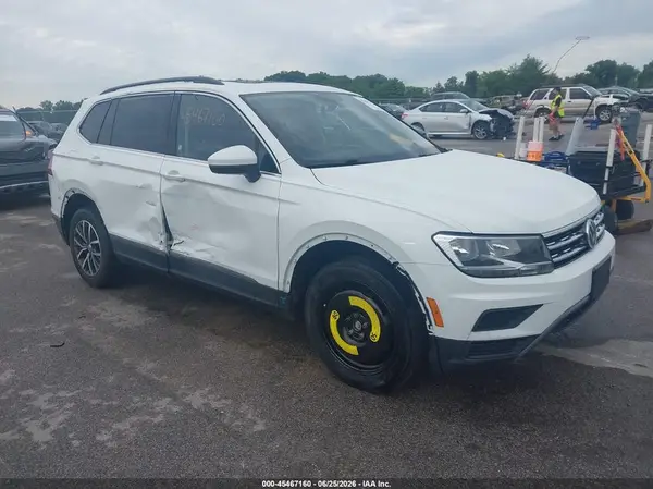 3VV3B7AX2LM091867 2020 VOLKSWAGEN TIGUAN - Image 1