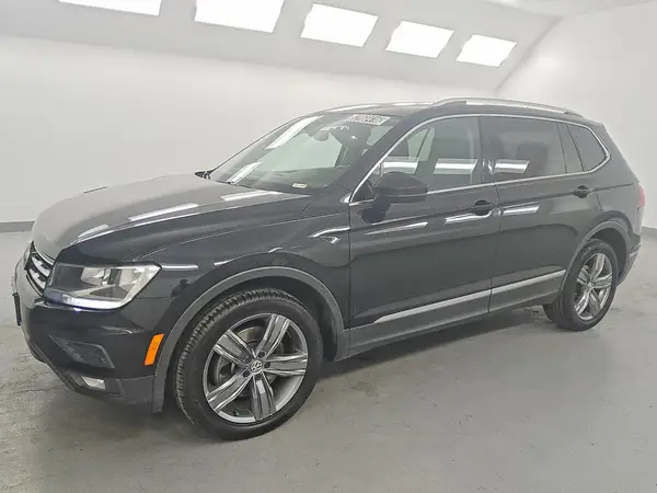 3VV3B7AX2LM108036 2020 VOLKSWAGEN TIGUAN - Image 1