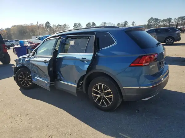3VV3B7AX2LM115732 2020 VOLKSWAGEN TIGUAN - Image 2
