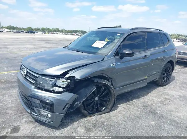 3VV3B7AX2LM130490 2020 VOLKSWAGEN TIGUAN - Image 2