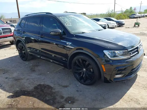 3VV3B7AX2LM179494 2020 VOLKSWAGEN TIGUAN - Image 1