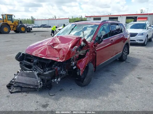 3VV3B7AX2MM032142 2021 VOLKSWAGEN TIGUAN - Image 2