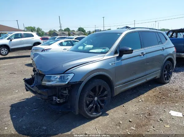 3VV3B7AX2MM034103 2021 VOLKSWAGEN TIGUAN - Image 2