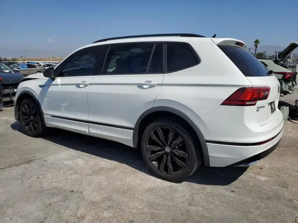 3VV3B7AX2MM045974 2021 VOLKSWAGEN TIGUAN - Image 2