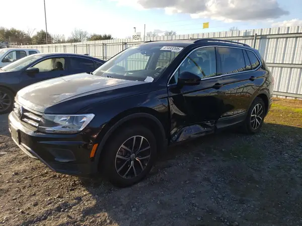 3VV3B7AX2MM046302 2021 VOLKSWAGEN TIGUAN - Image 1