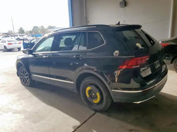 3VV3B7AX2MM101721 2021 VOLKSWAGEN TIGUAN - Image 2