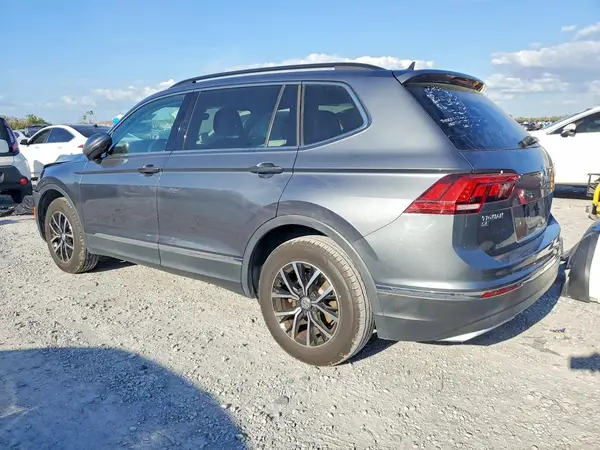 3VV3B7AX2MM128370 2021 VOLKSWAGEN TIGUAN - Image 2