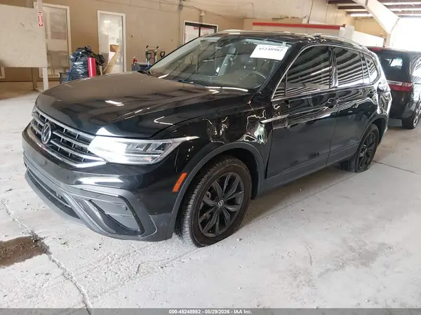 3VV3B7AX2NM100960 2022 VOLKSWAGEN TIGUAN - Image 2