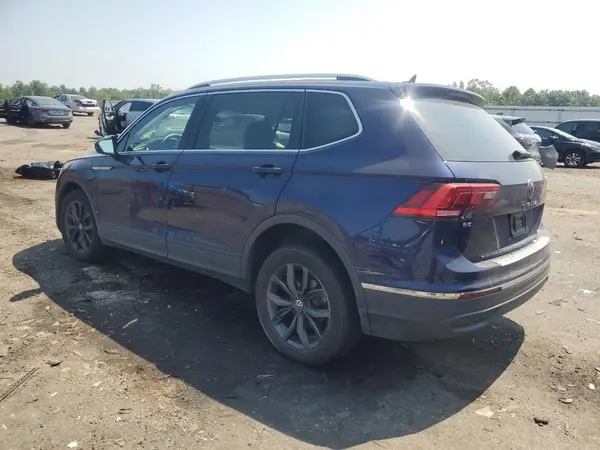 3VV3B7AX2PM002076 2023 VOLKSWAGEN TIGUAN - Image 2