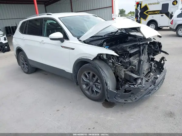 3VV3B7AX2PM088392 2023 VOLKSWAGEN TIGUAN - Image 1