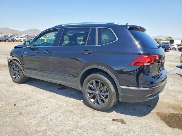 3VV3B7AX2PM115963 2023 VOLKSWAGEN TIGUAN - Image 2