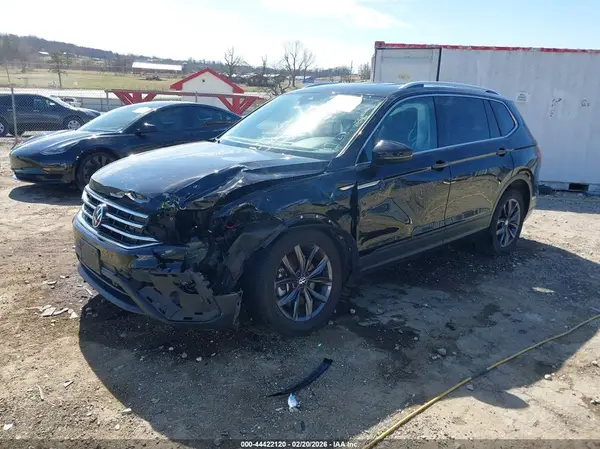 3VV3B7AX2PM123349 2023 VOLKSWAGEN TIGUAN - Image 2
